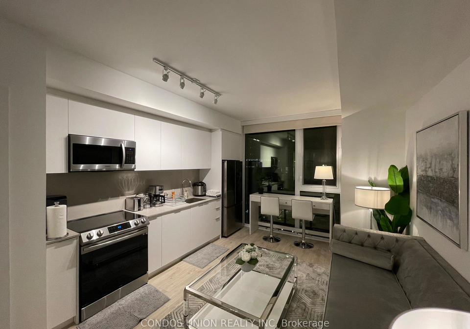 357-e-king-street-w-toronto-ontario-c12973972