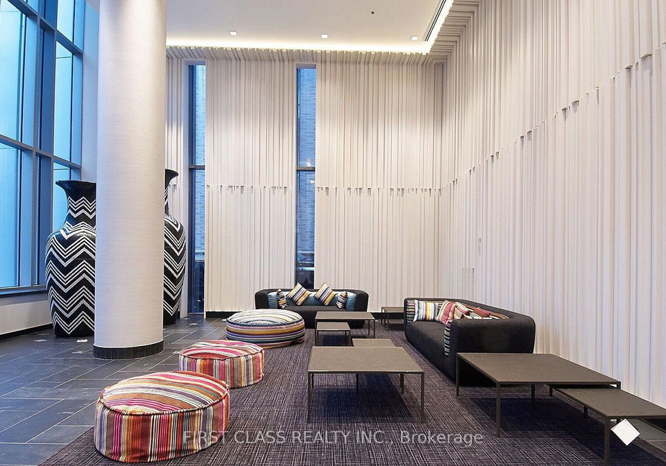 42-charles-street-toronto-ontario-c12974018
