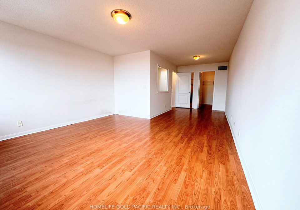 28-sommerset-way-north-york-ontario-c12974026