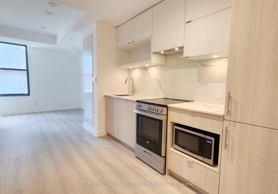 100-queen-street-e-toronto-ontario-c12974280
