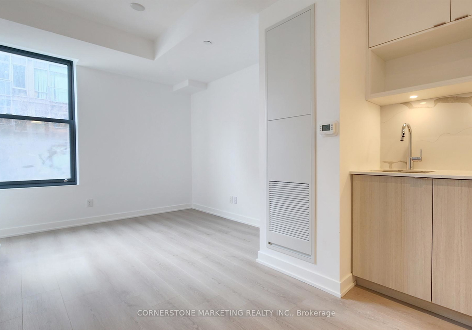 100-queen-street-e-toronto-ontario-c12974280