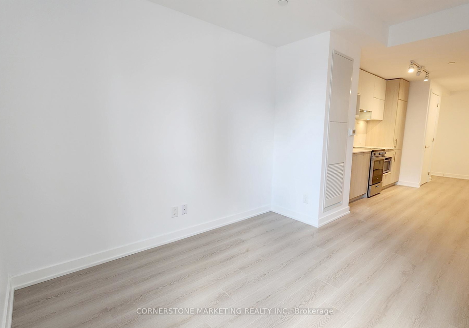 100-queen-street-e-toronto-ontario-c12974280
