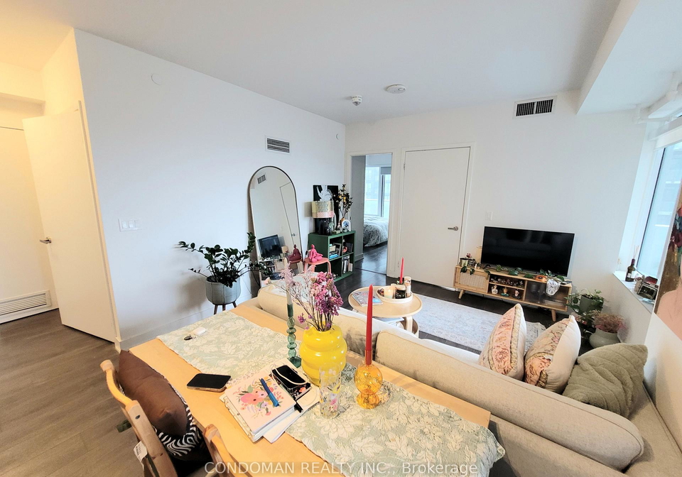 99-broadway-avenue-toronto-ontario-c12974496