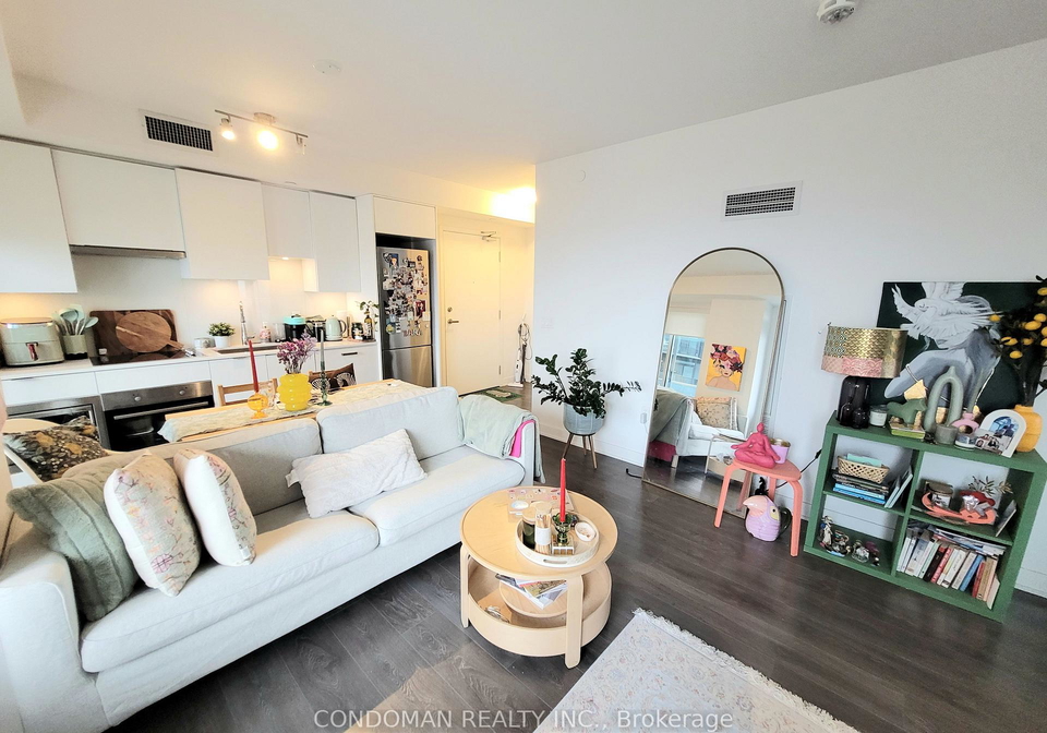 99-broadway-avenue-toronto-ontario-c12974496