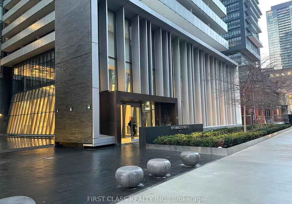 50-charles-street-e-toronto-ontario-c12974668