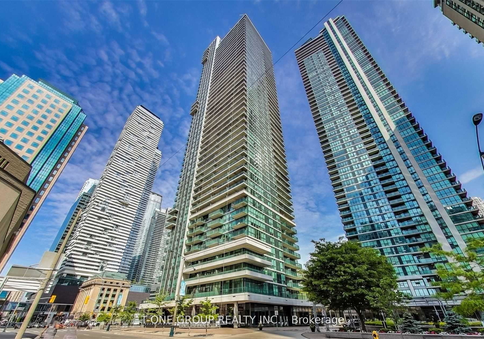 33-bay-street-toronto-ontario-c12974690
