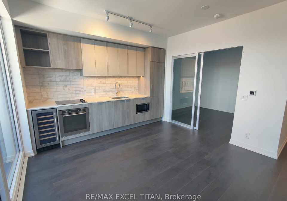2020-bathurst-street-toronto-ontario-c12974934