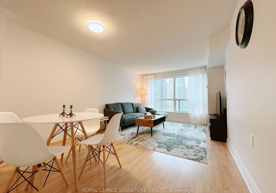 21-hillcrest-avenue-north-york-ontario-c12975292