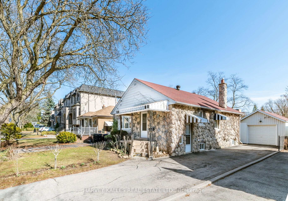 139-kingsdale-avenue-north-york-ontario-c12975538