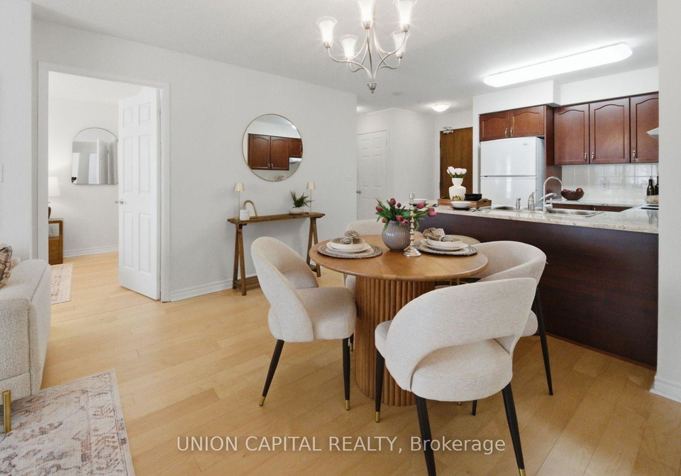 35-hollywood-avenue-north-york-ontario-c12975548