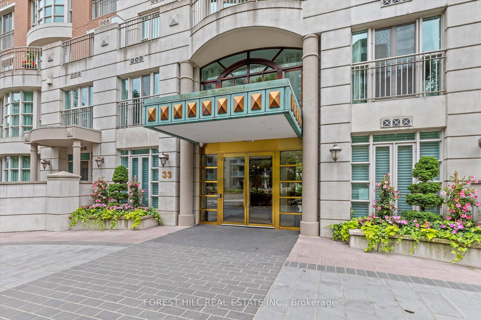 33-delisle-avenue-toronto-ontario-c12975900