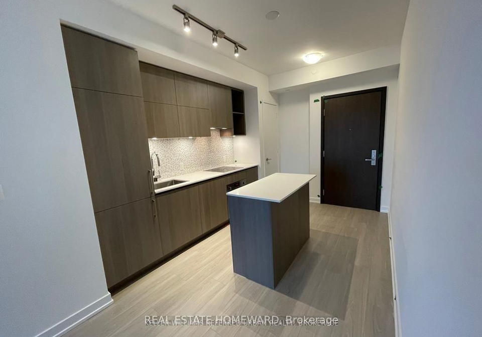 1-yorkville-avenue-toronto-ontario-c12975934