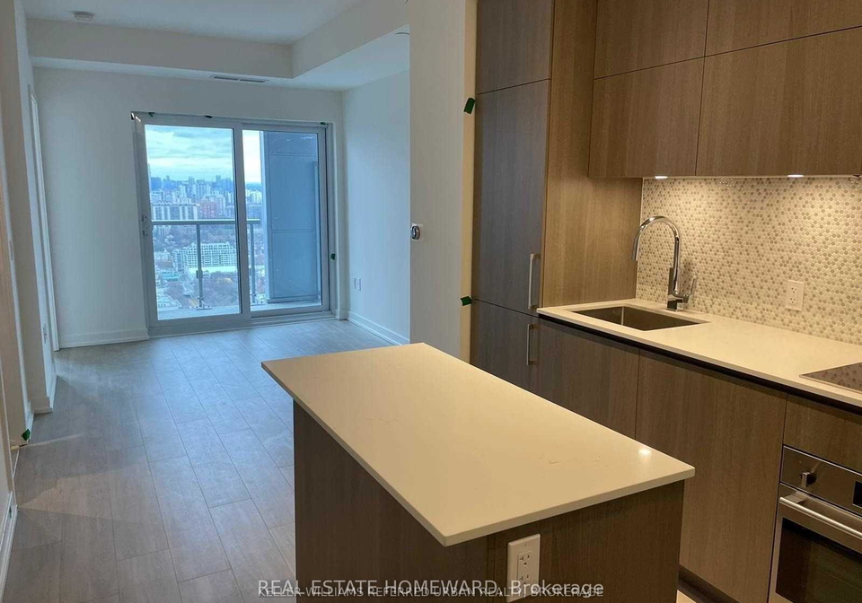 1-yorkville-avenue-toronto-ontario-c12975934