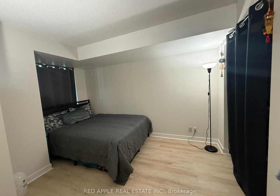 361-front-street-w-toronto-ontario-c12976012