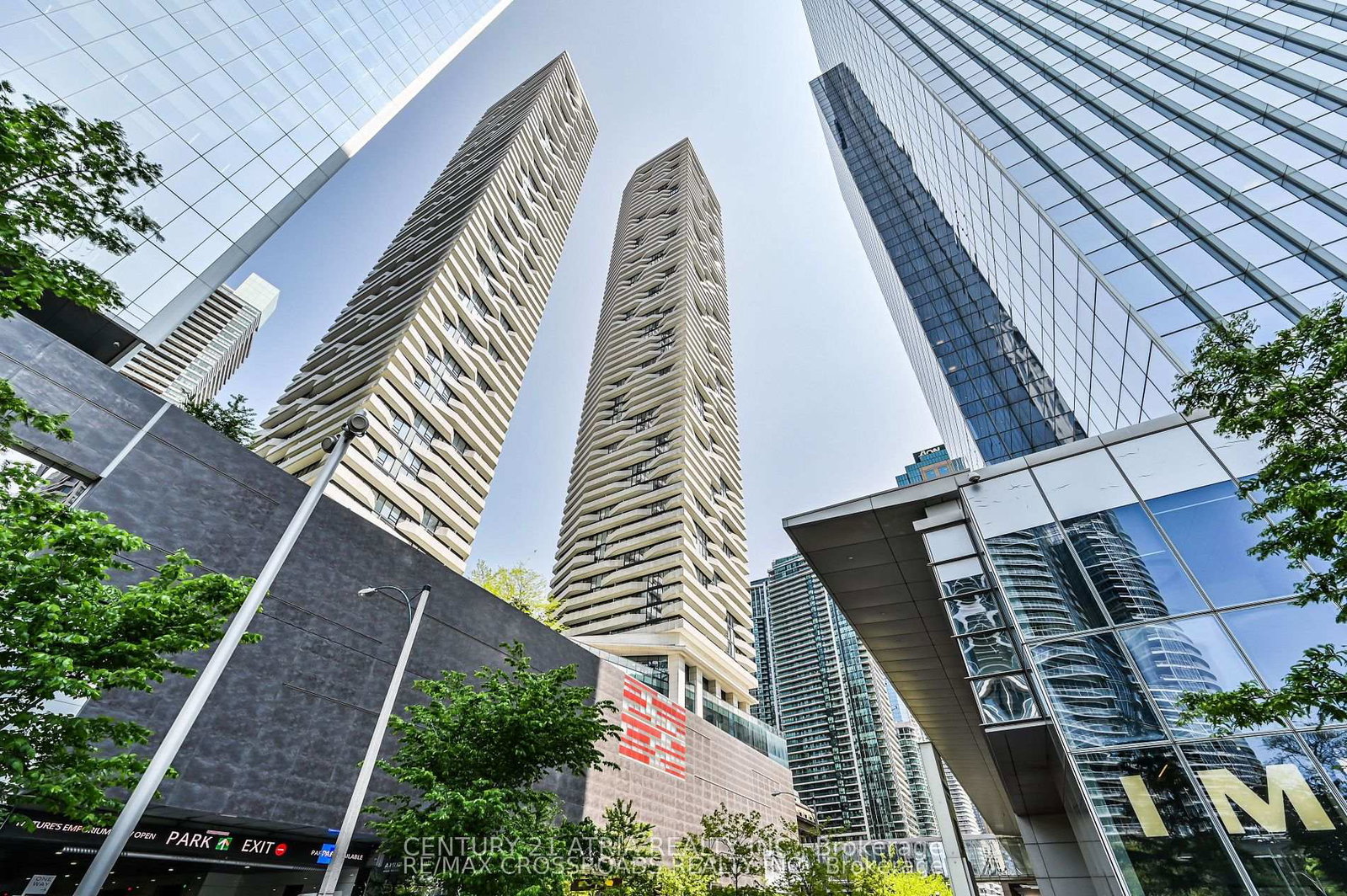 88-harbour-street-toronto-ontario-c12976036