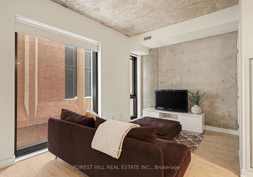 11-charlotte-street-toronto-ontario-c12976128