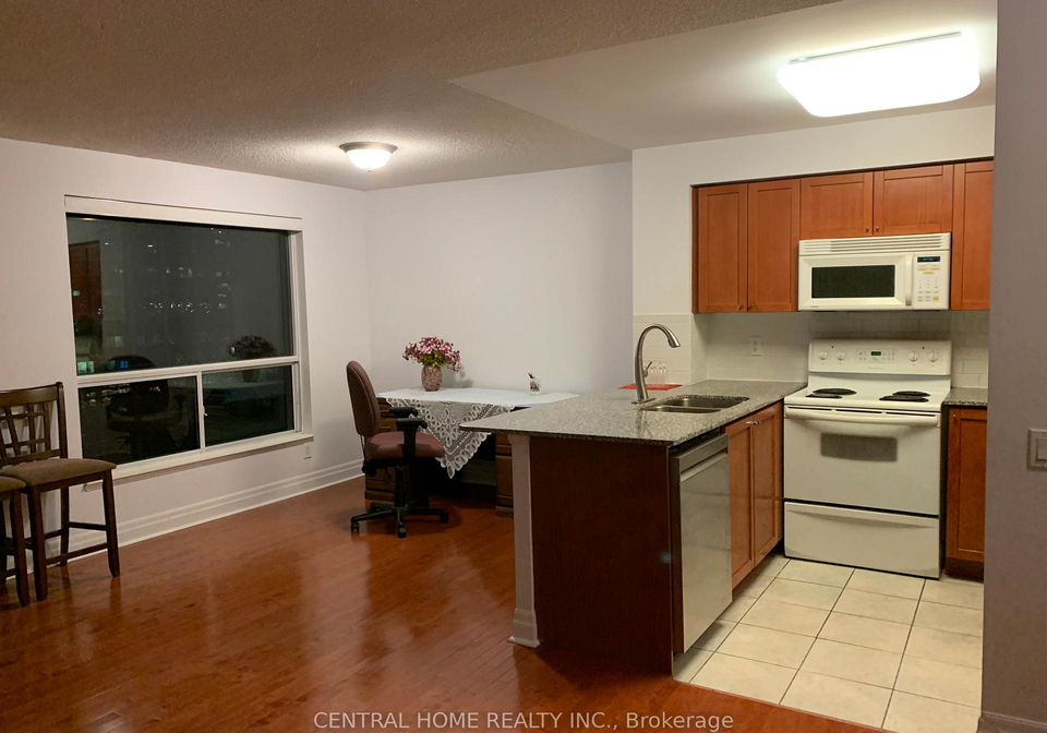 21-hillcrest-avenue-north-york-ontario-c12976194