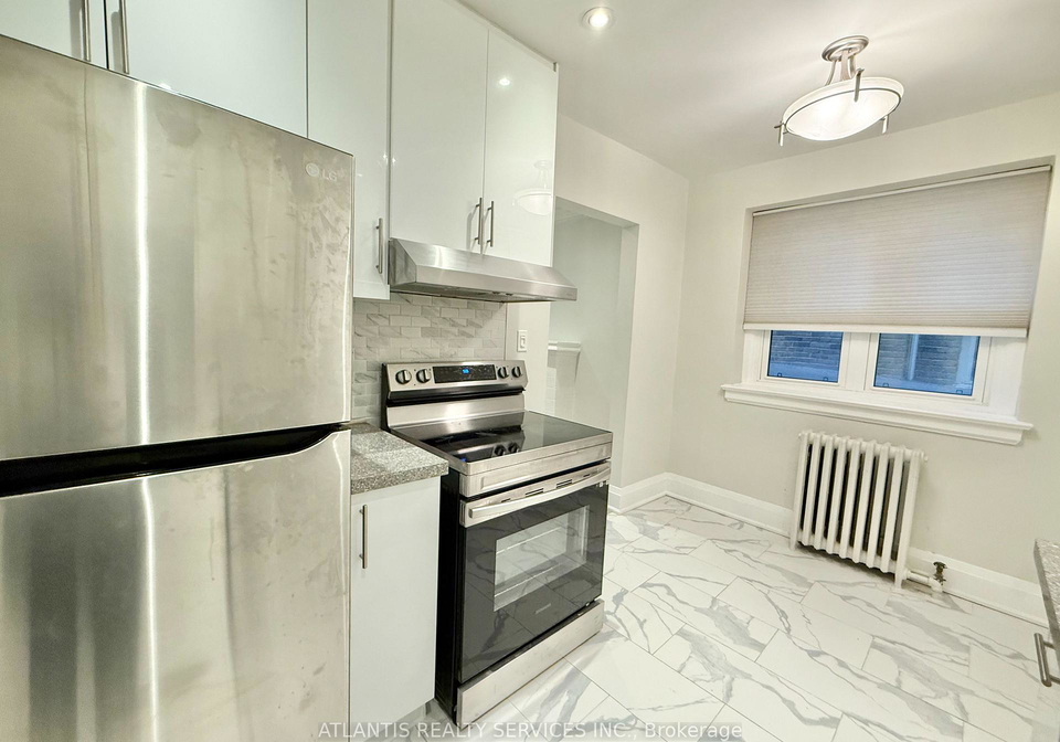 323-lonsdale-road-toronto-ontario-c12976320
