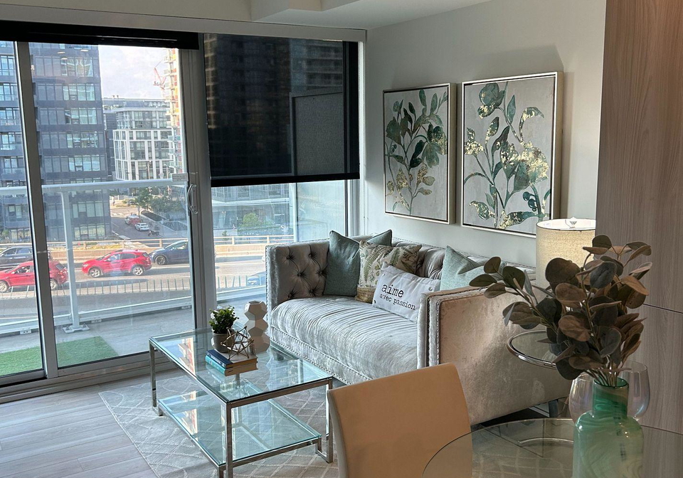 17-bathurst-street-toronto-ontario-c12976330