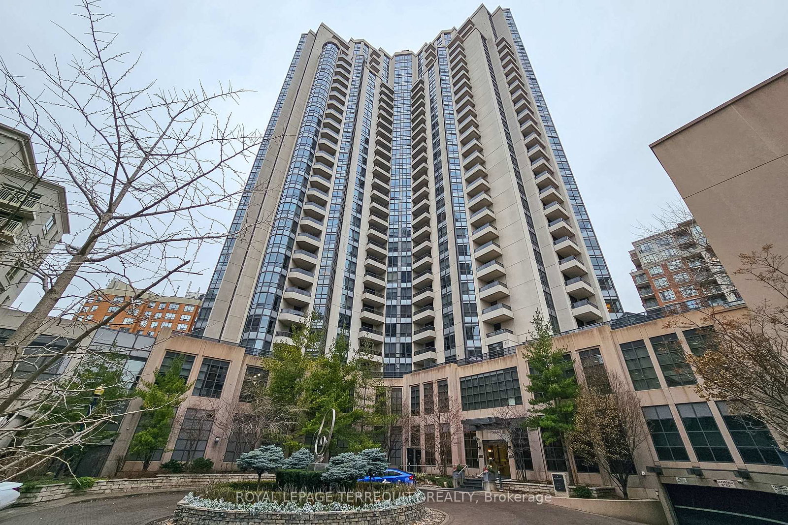 500-doris-avenue-north-york-ontario-c12976430