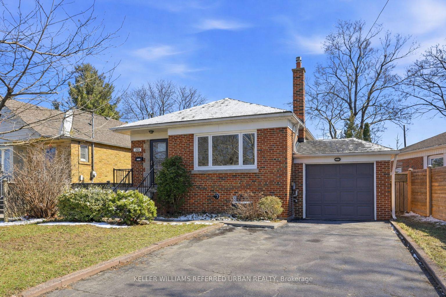 213-franklin-avenue-toronto-ontario-c12976446