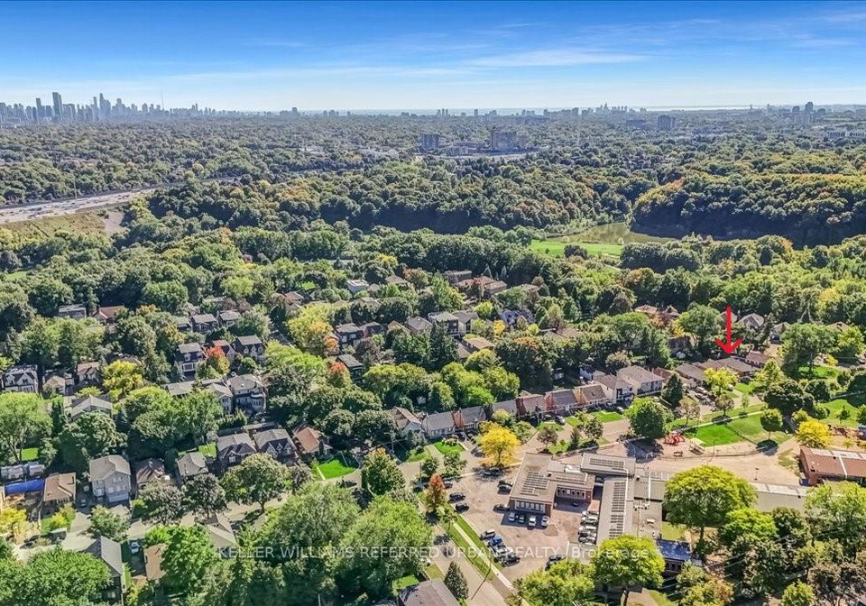213-franklin-avenue-toronto-ontario-c12976446