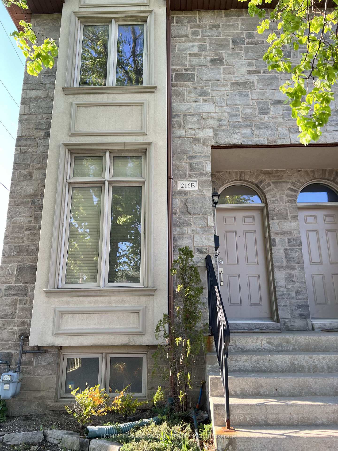 216b-finch-avenue-w-toronto-ontario-c12976684
