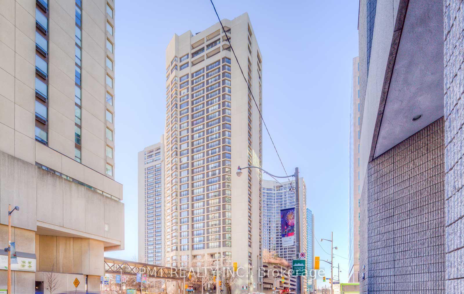 33-harbour-square-toronto-ontario-c12976740
