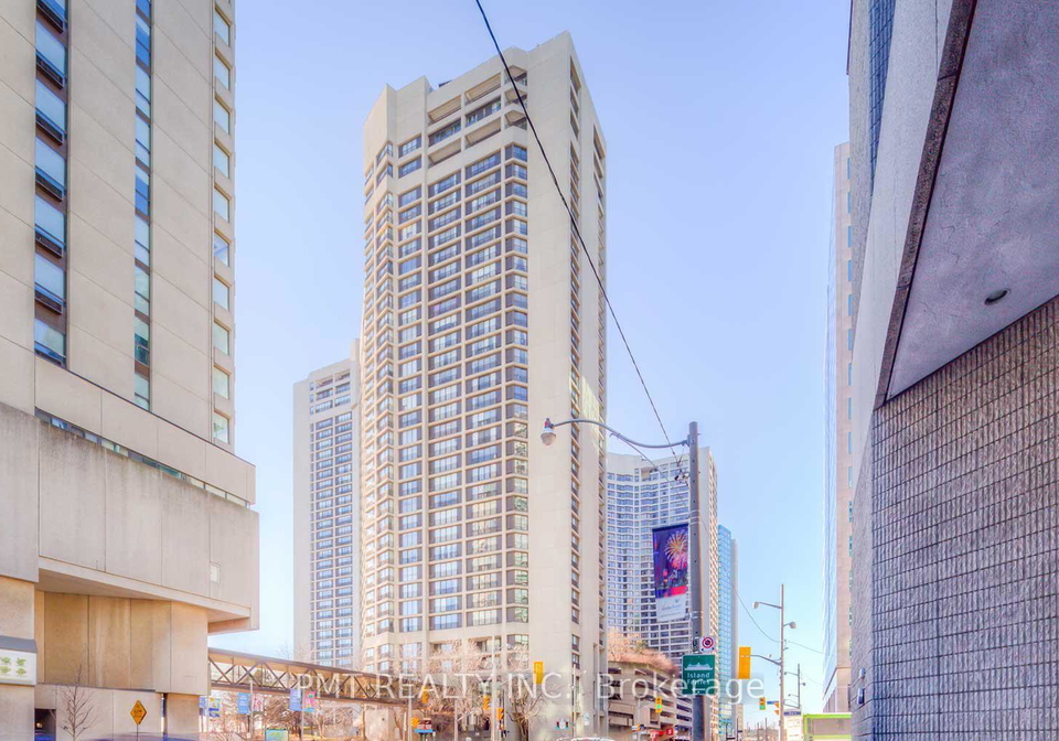 33-harbour-square-toronto-ontario-c12976740