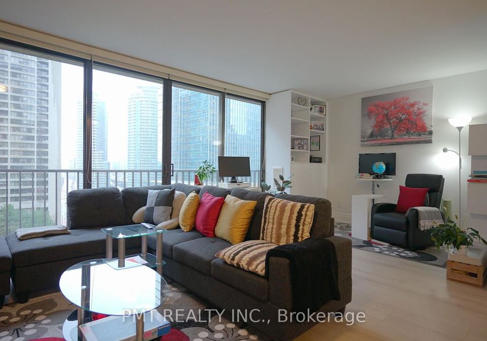 33-harbour-square-toronto-ontario-c12976740