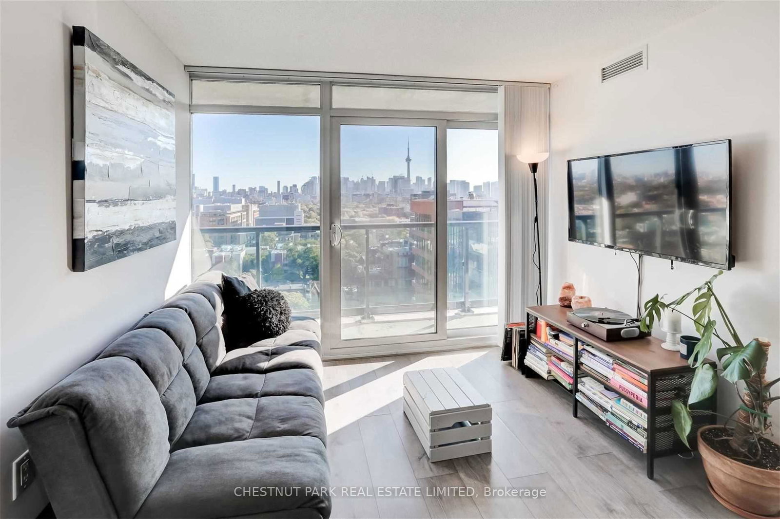 36-lisgar-street-toronto-ontario-c12976932