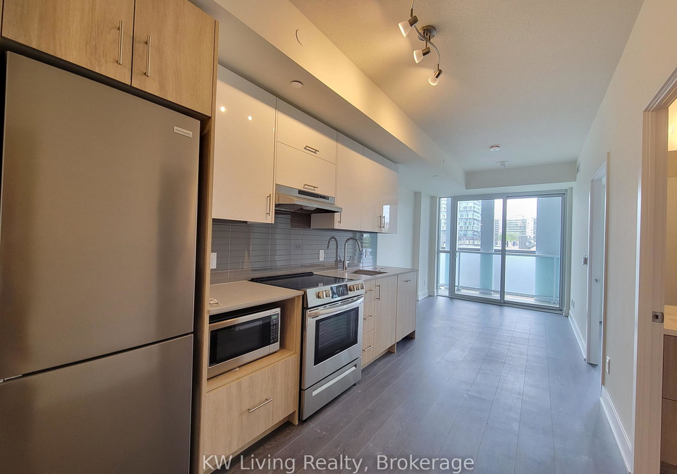 188-fairview-mall-drive-north-york-ontario-c12976964