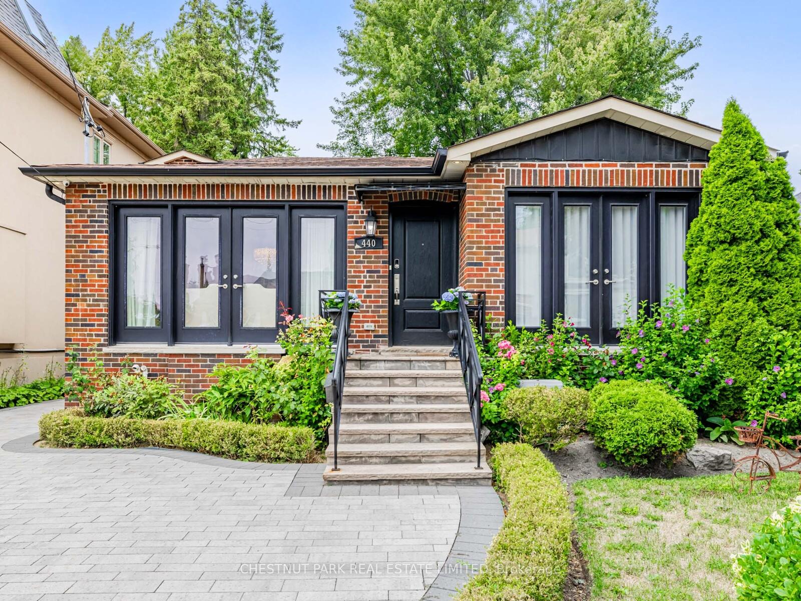 440-glengarry-avenue-toronto-ontario-c12977072