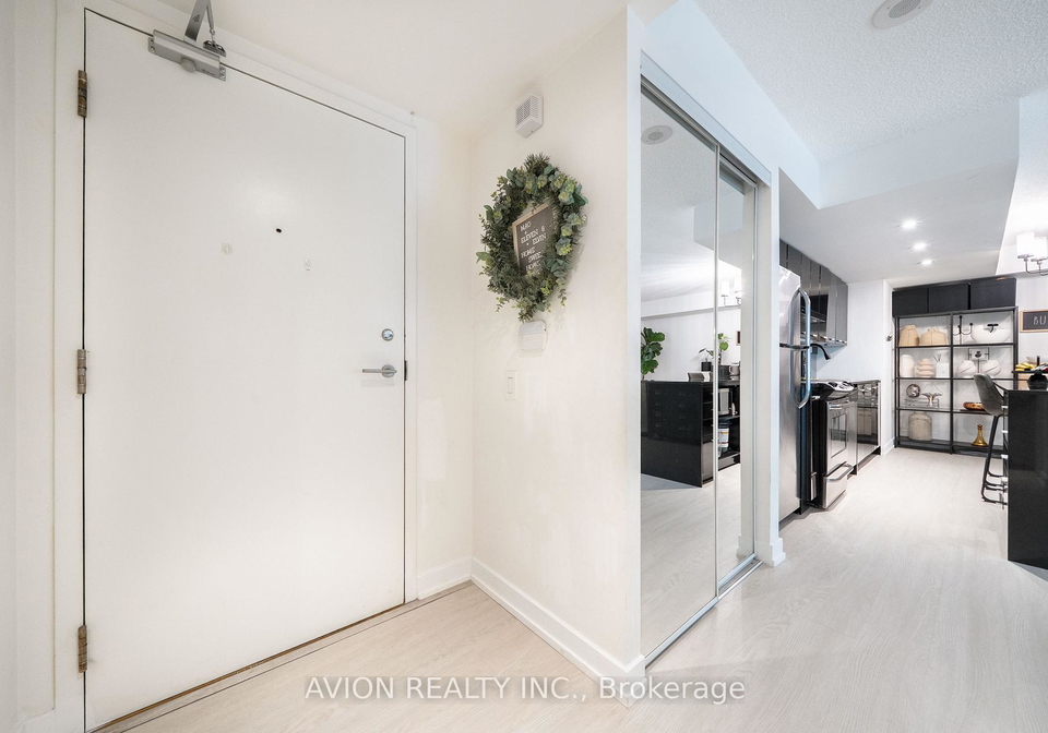 15-singer-court-north-york-ontario-c12977516