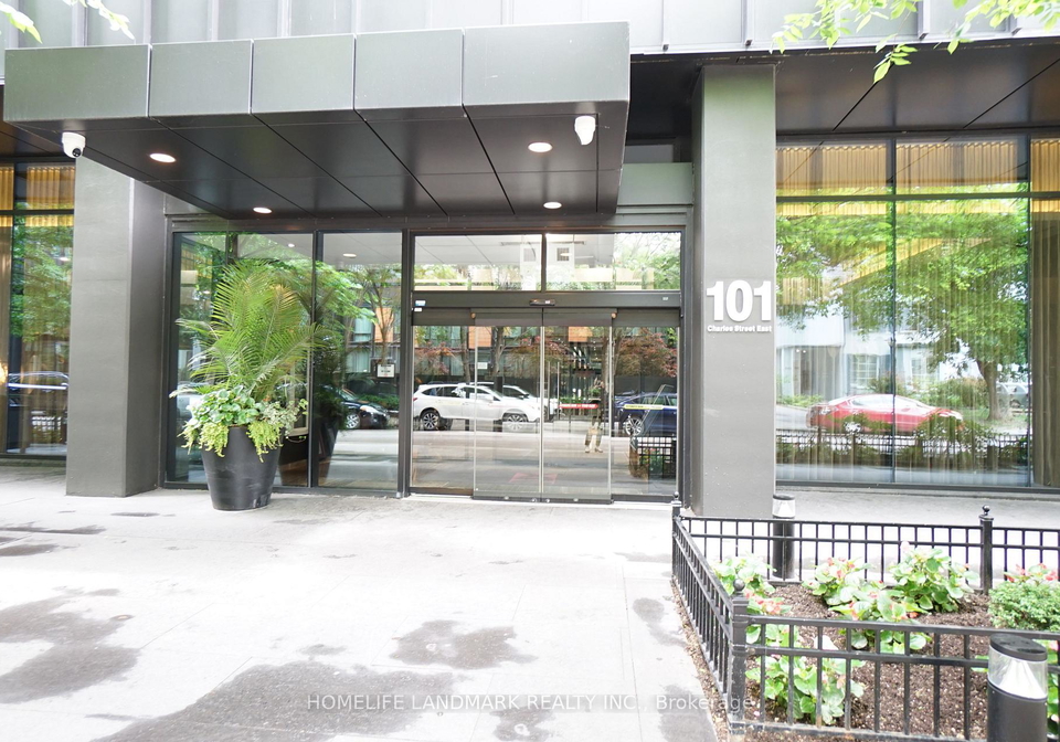 101-charles-street-e-toronto-ontario-c12978080