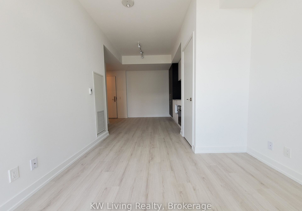 33-helendale-avenue-toronto-ontario-c12978122