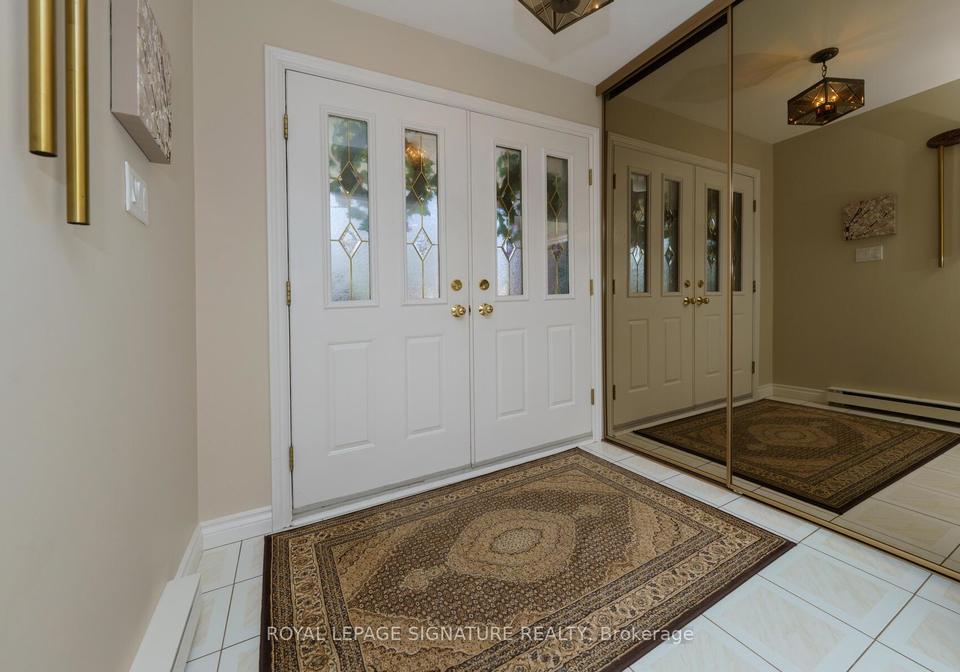 61-barrydale-crescent-north-york-ontario-c12978598