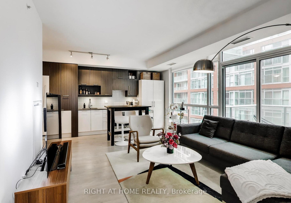 30-nelson-street-toronto-ontario-c12978624