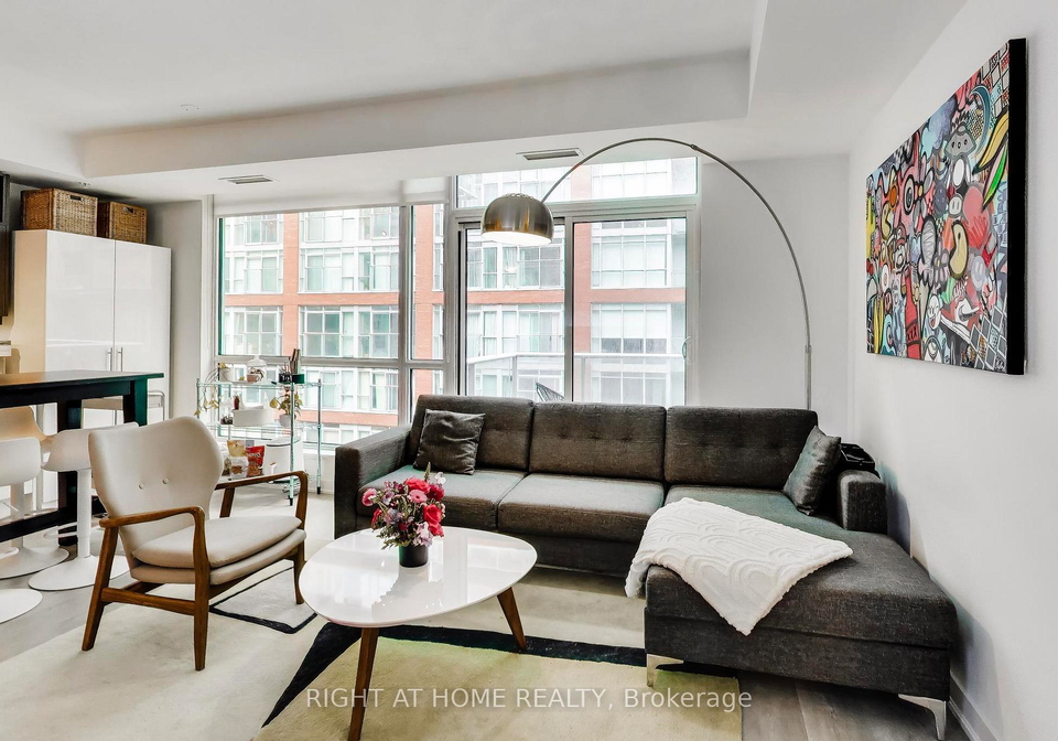 30-nelson-street-toronto-ontario-c12978624