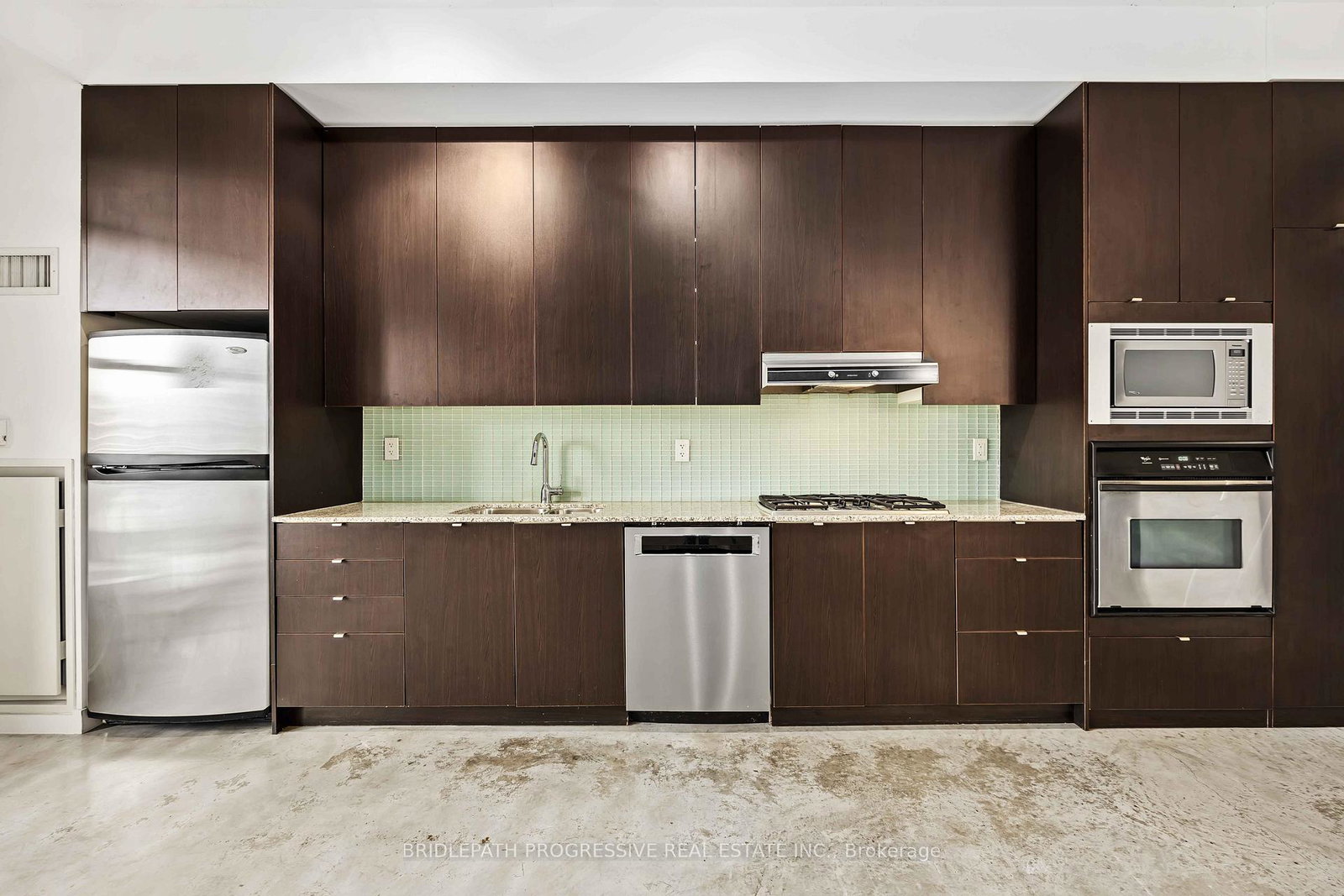 23-brant-street-toronto-ontario-c12978926