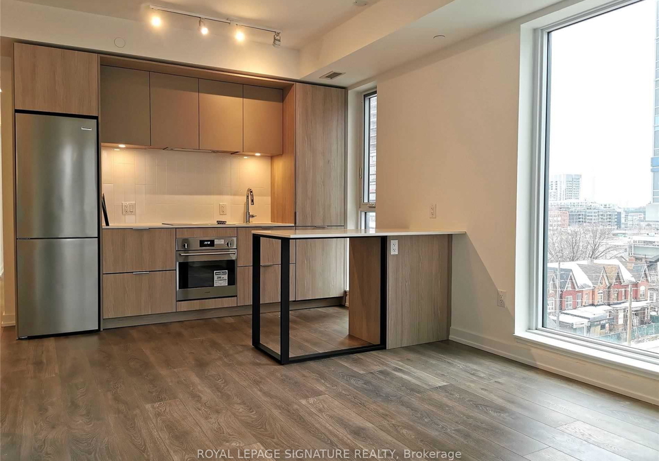 130-river-street-toronto-ontario-c12979374