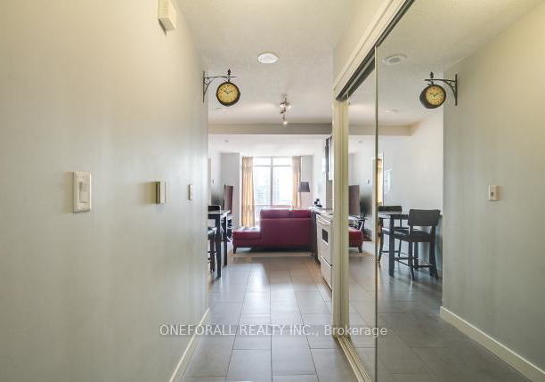 15-fort-york-boulevard-toronto-ontario-c12979450