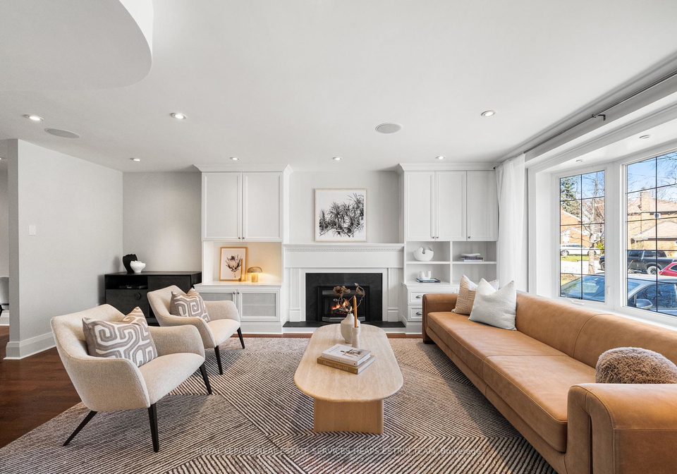 208-hanna-road-east-york-ontario-c12979464