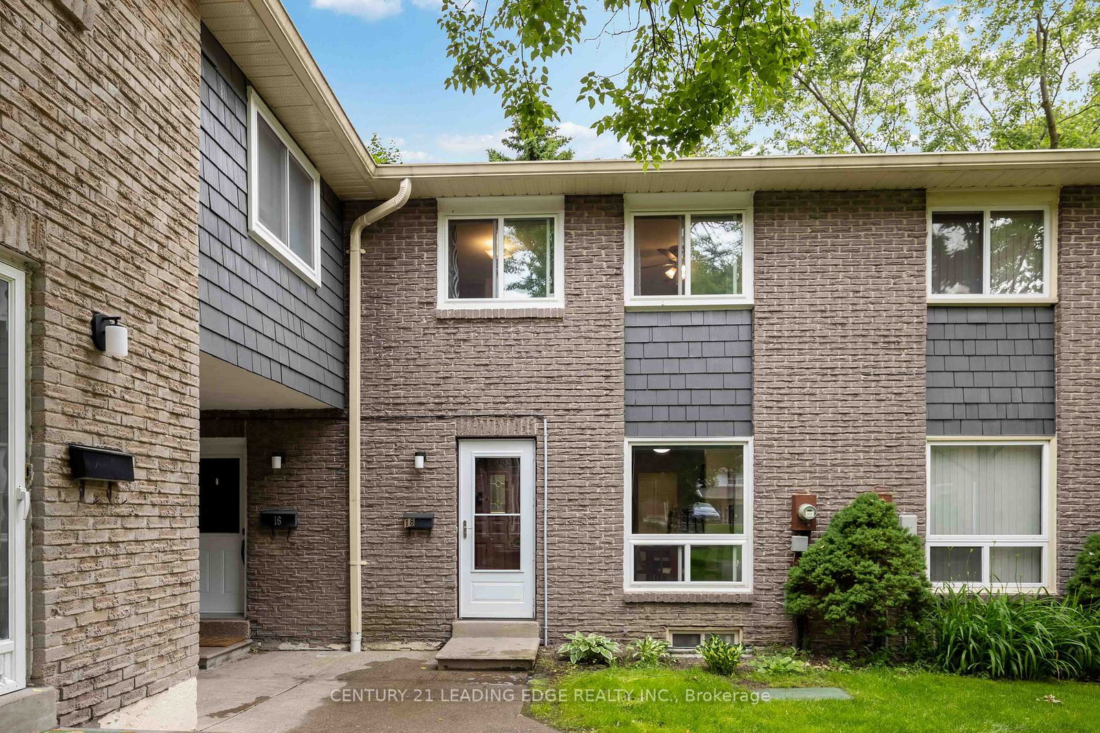 18-rock-fern-way-north-york-ontario-c12979680