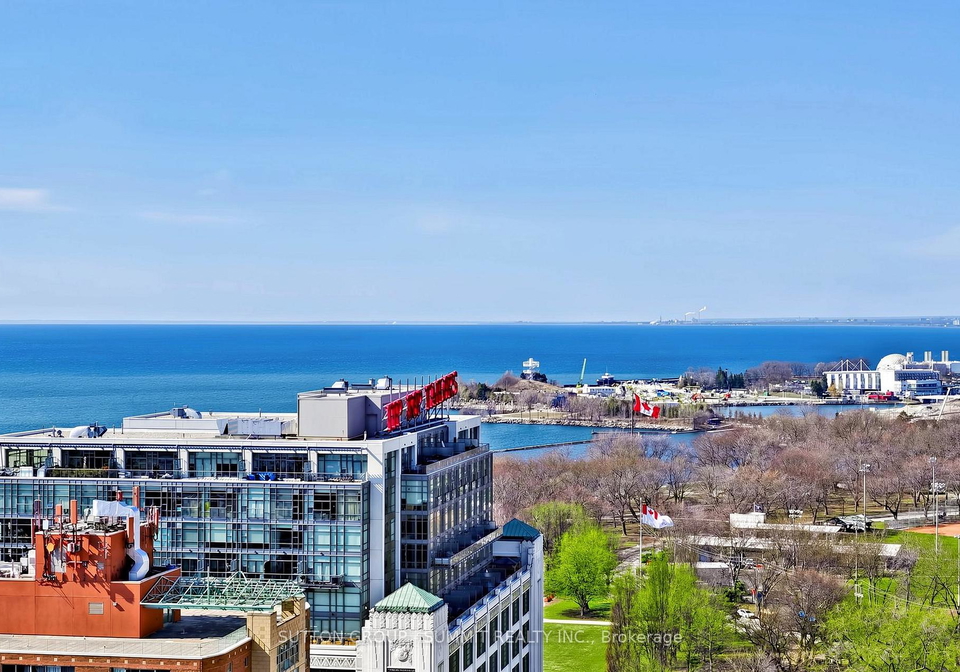 600-fleet-street-toronto-ontario-c12979930