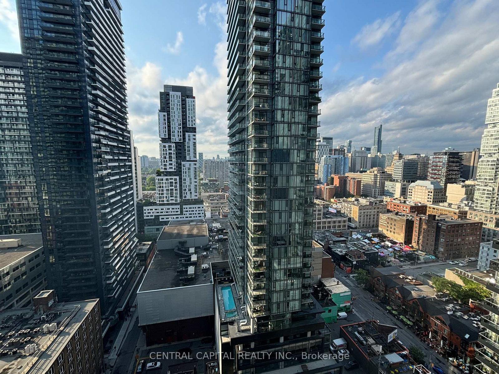 21-widmer-street-toronto-ontario-c12980018