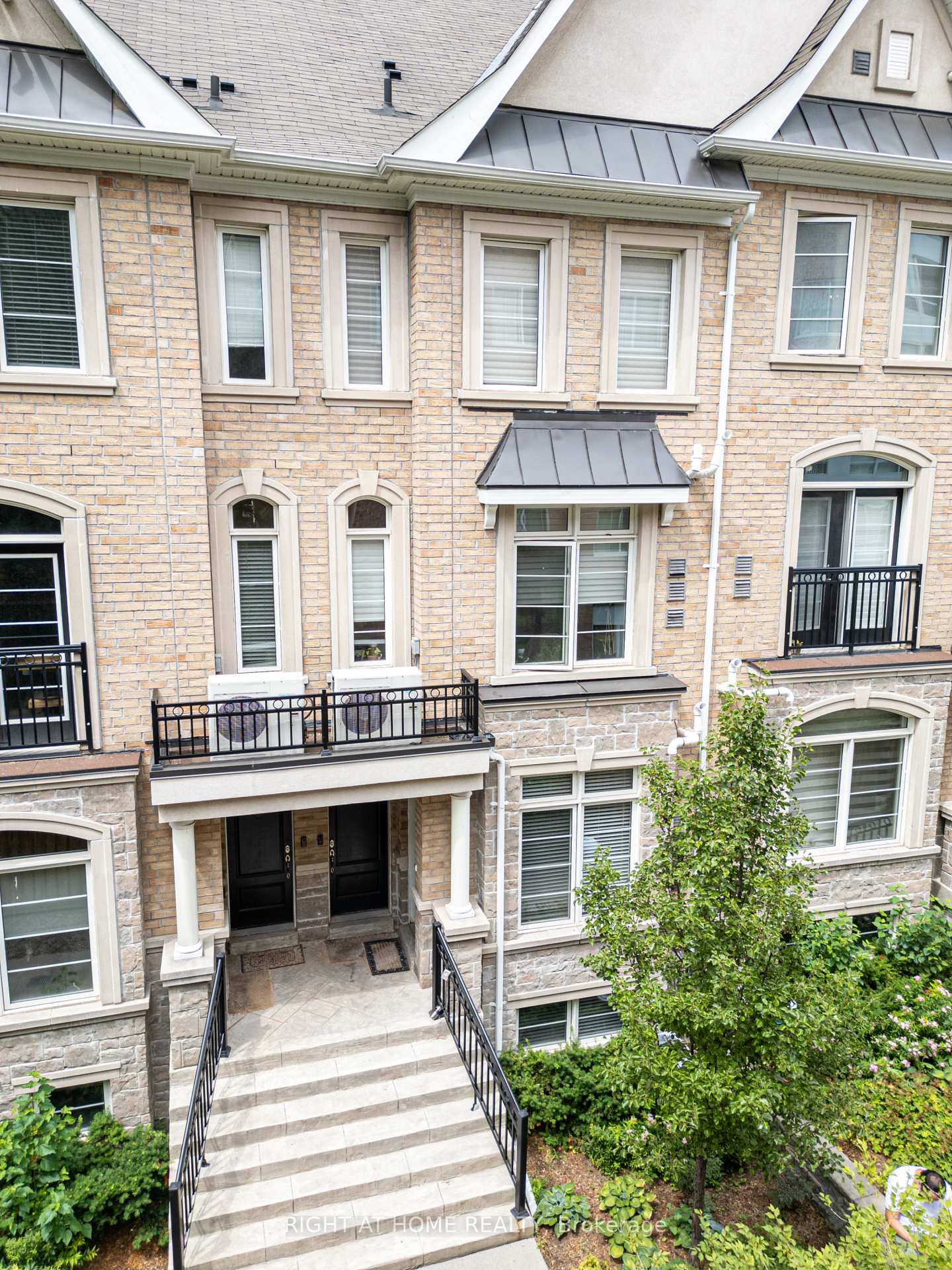 39-drewry-avenue-toronto-ontario-c12980278