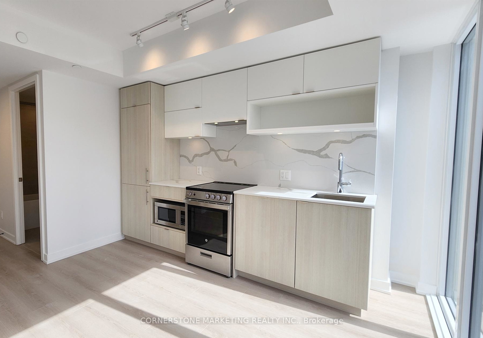 100-queen-street-e-toronto-ontario-c12980346