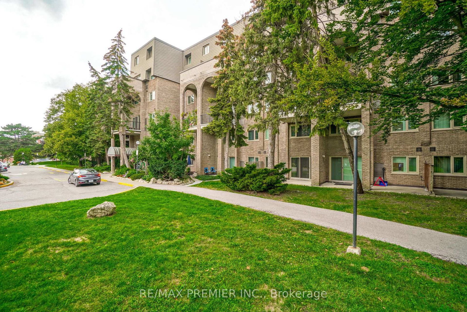 4005-don-mills-road-north-york-ontario-c12980446