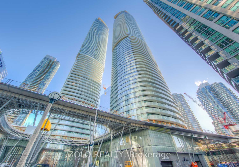 14-york-street-toronto-ontario-c12980786